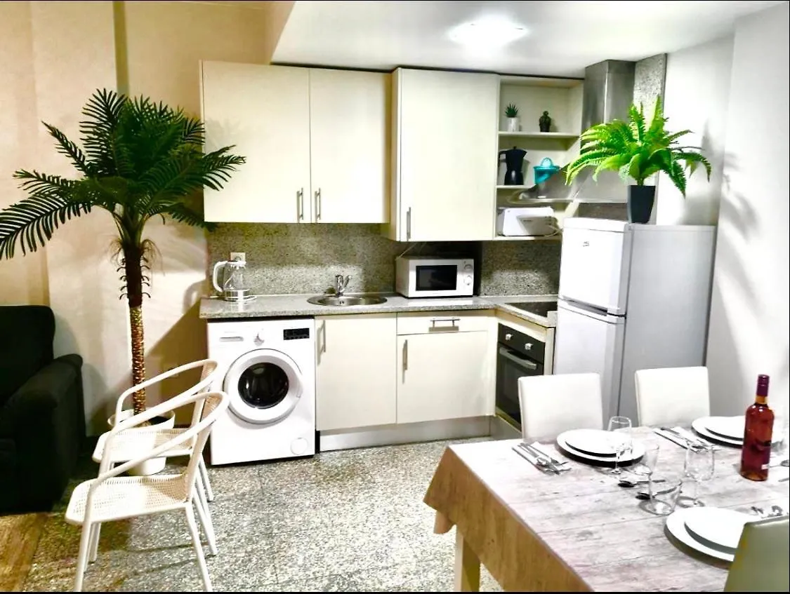 شقة Seahomes Vacations, Beach&Pool, In Fenals Beach يوريت دي مار